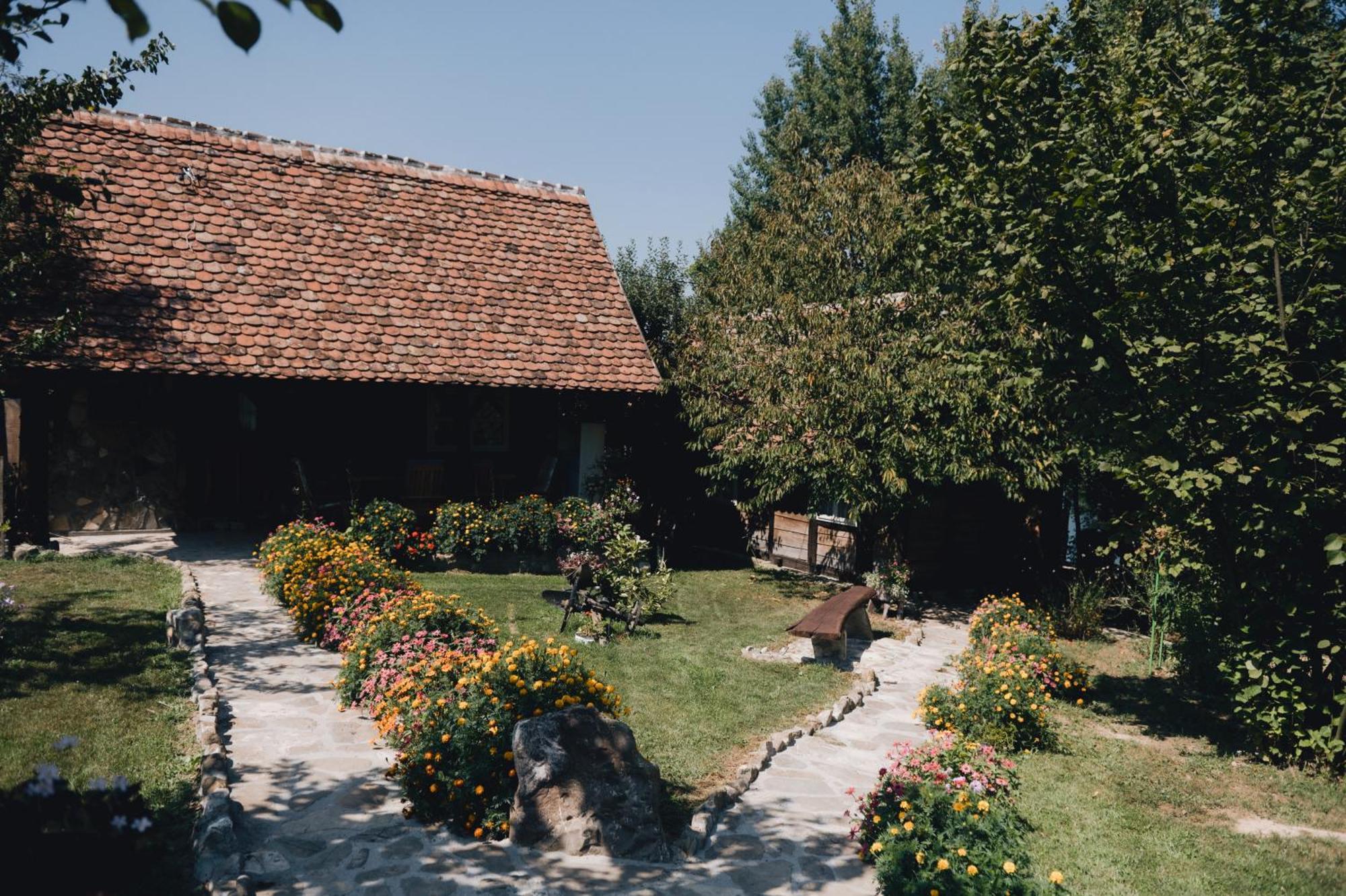 Vila Magaze De Luxe Gradacac Exteriér fotografie
